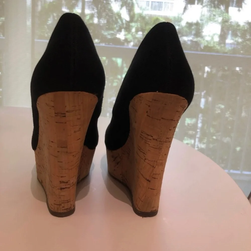 Steve Madden black cork wedges size 7